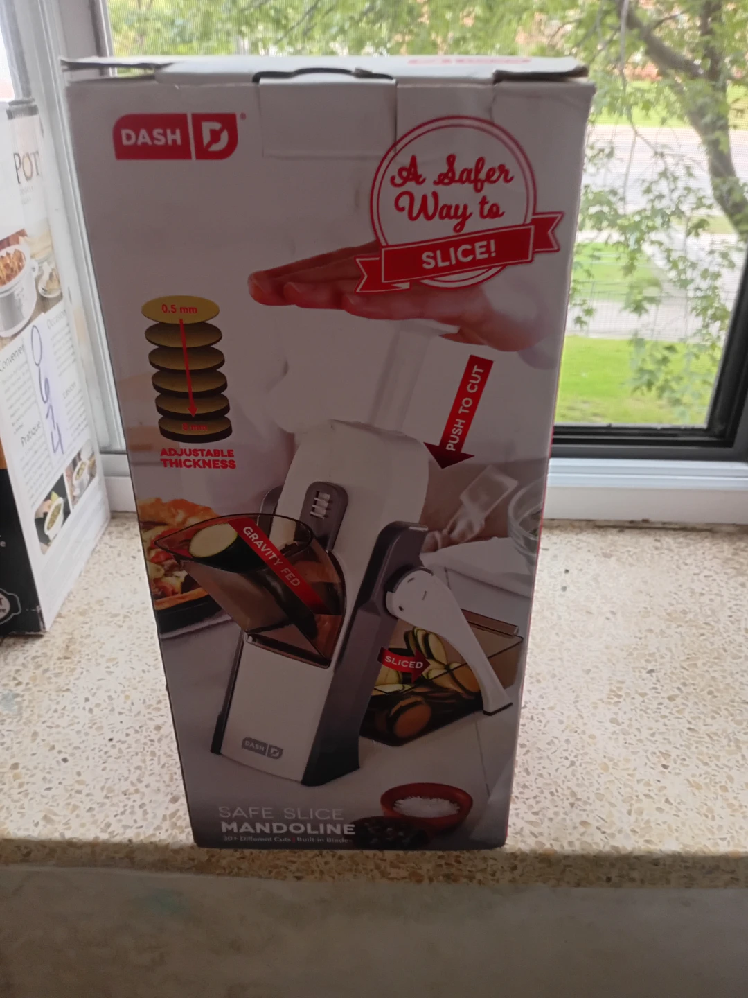 Dash Safe Slice Mandoline