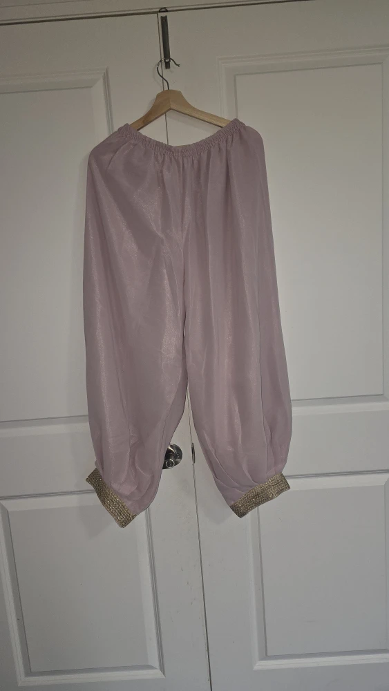 Women's Embellished Kurti with Pants and Dupatta - photo 2
