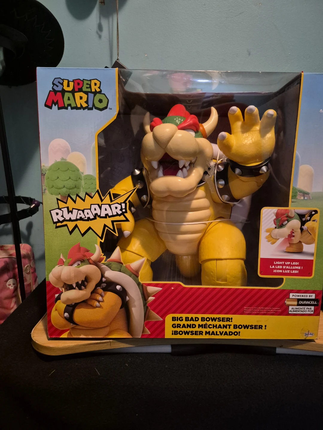 Super Mario Big Bad Bowser Light-Up LED Figure