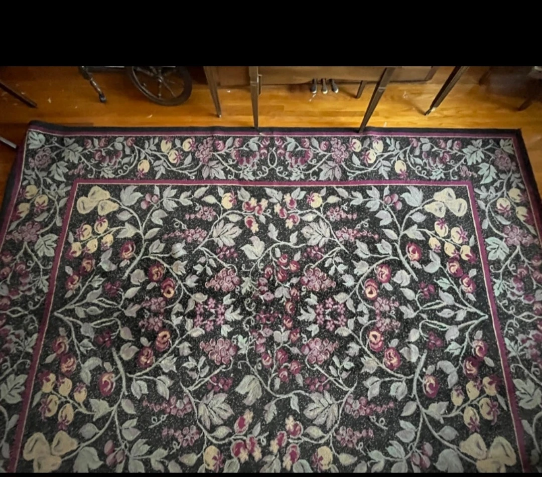 Large Black Floral Area Rug.  8ft  x 10.5 ft. Carpet.rugs - photo 2