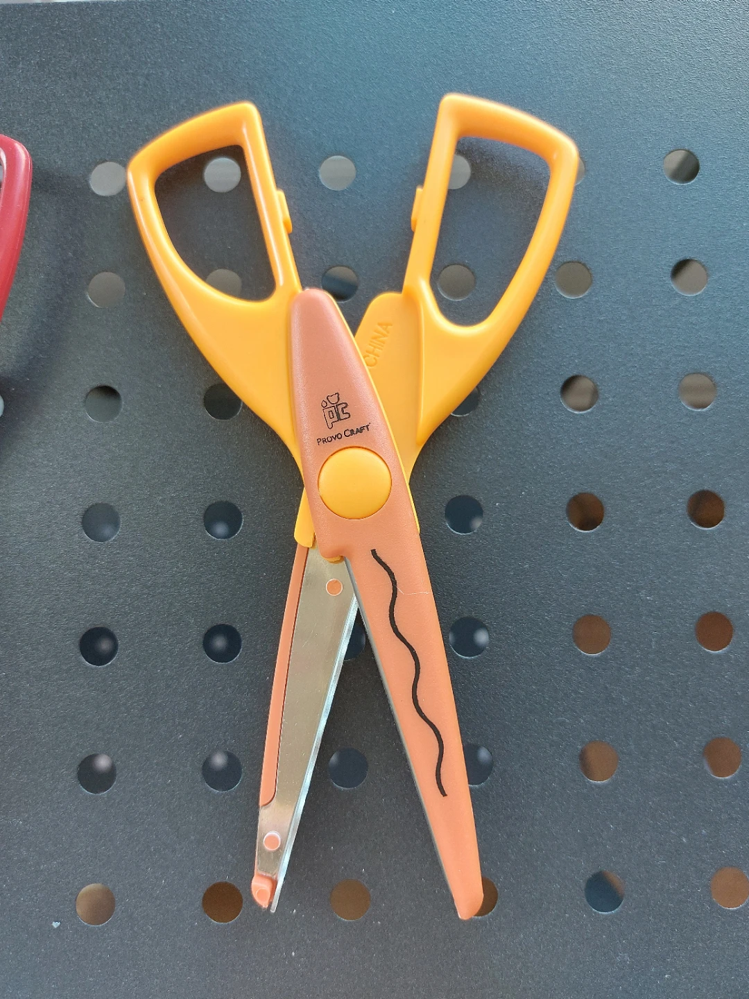 Fiskars Paper Edgers & Provo Craft Specialty Scissors - photo 3