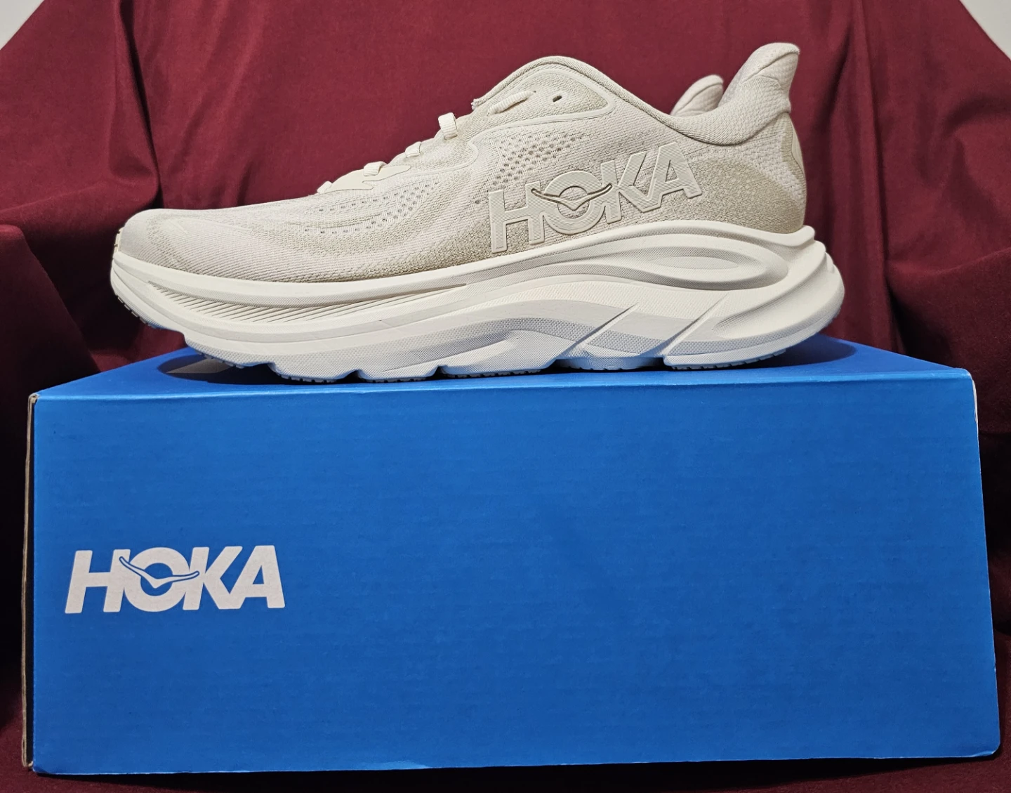 Hoka Clifton 10 size 10 Men's - photo 3