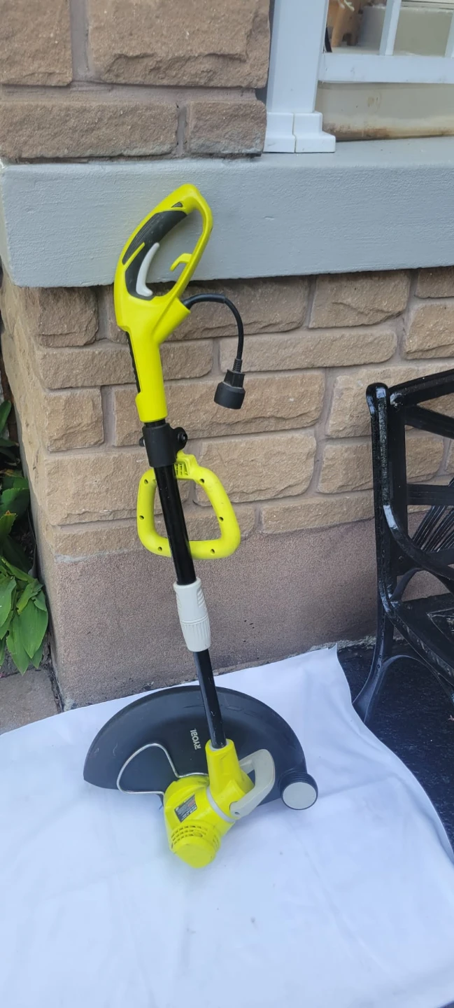 Ryobi Electric String Trimmer - photo 2