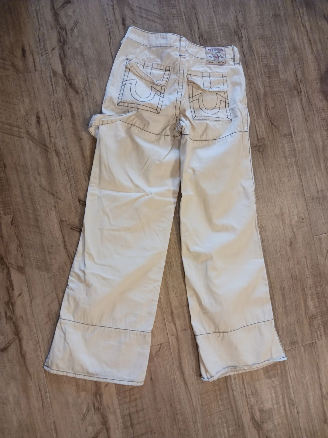 True Religion White Cargo Pants - photo 2