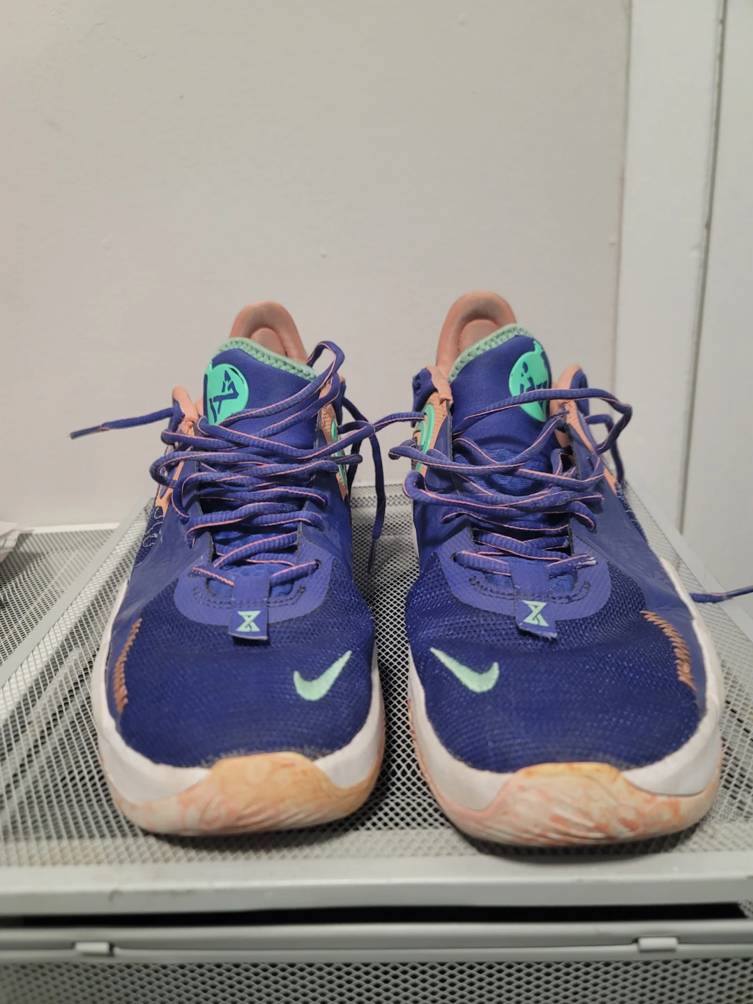Authentic Nike Paul George LA Drips Men's Size 13
