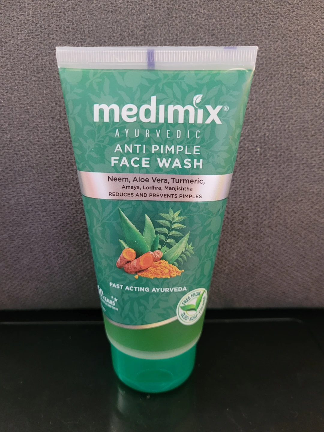 Medimix Ayurvedic Anti Pimple Face Wash