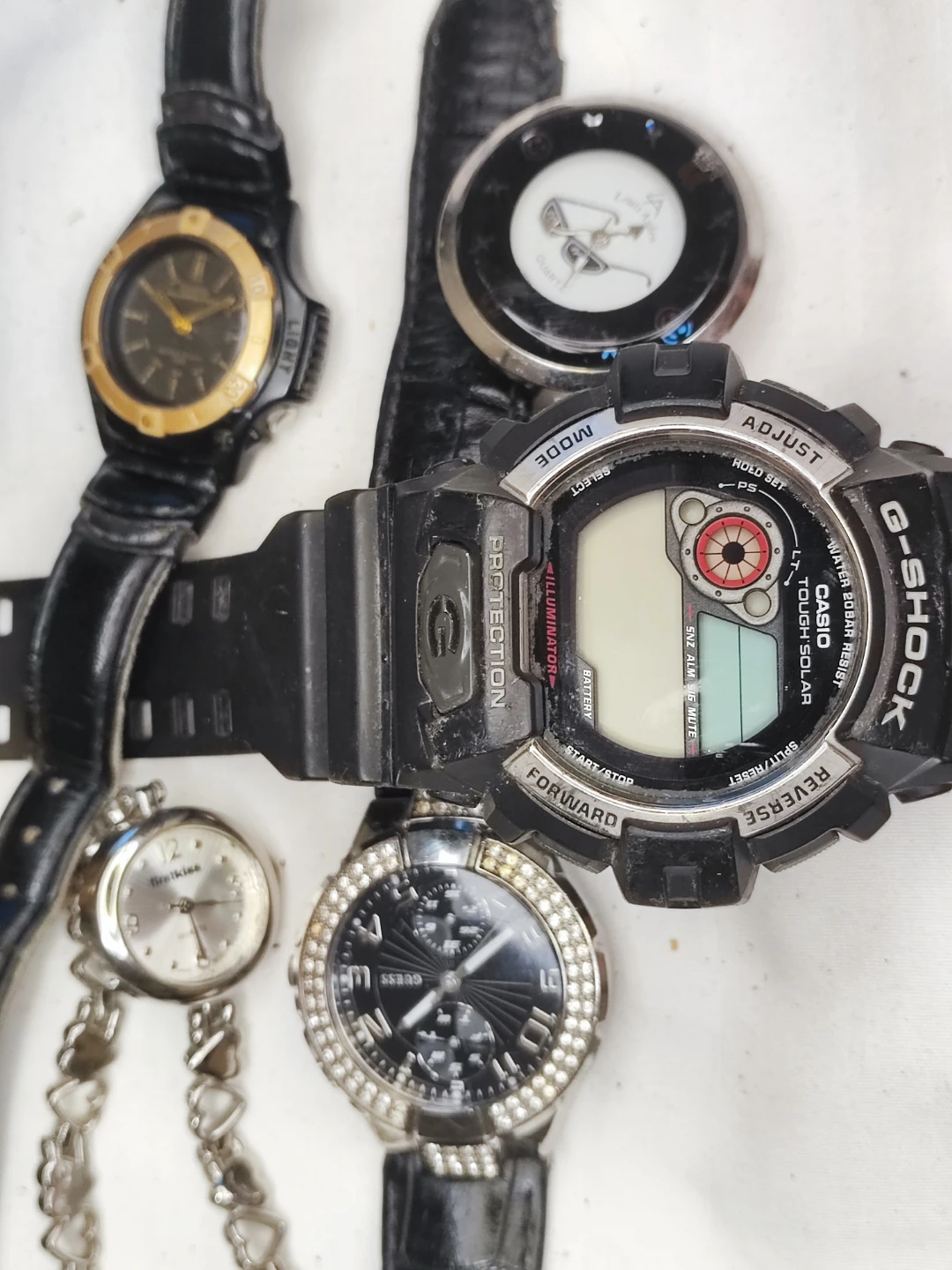 Assorted Men's and Women's Watches Bundle - photo 4