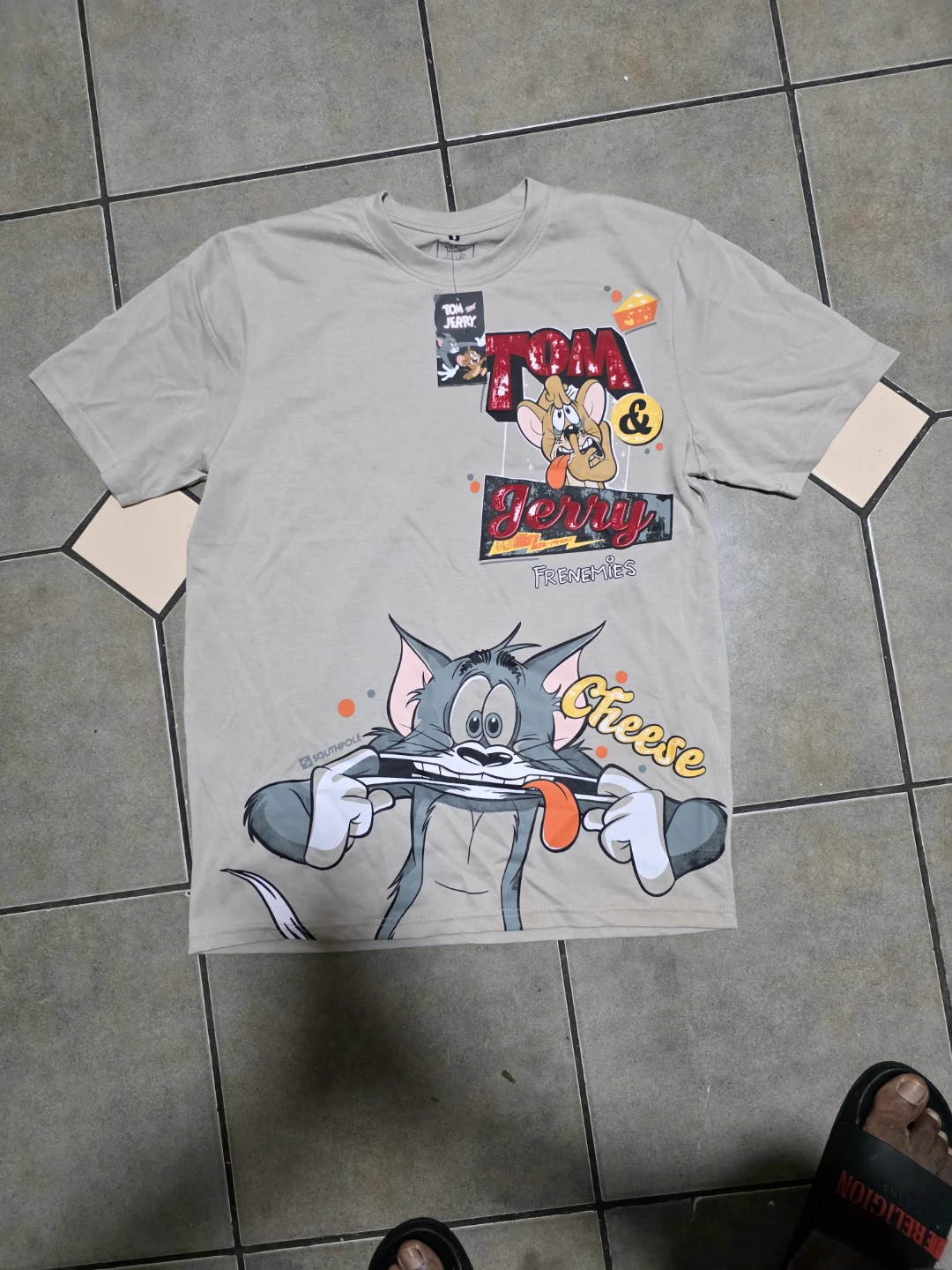 Tom & Jerry "Frenemies" Graphic T-Shirt - photo 2