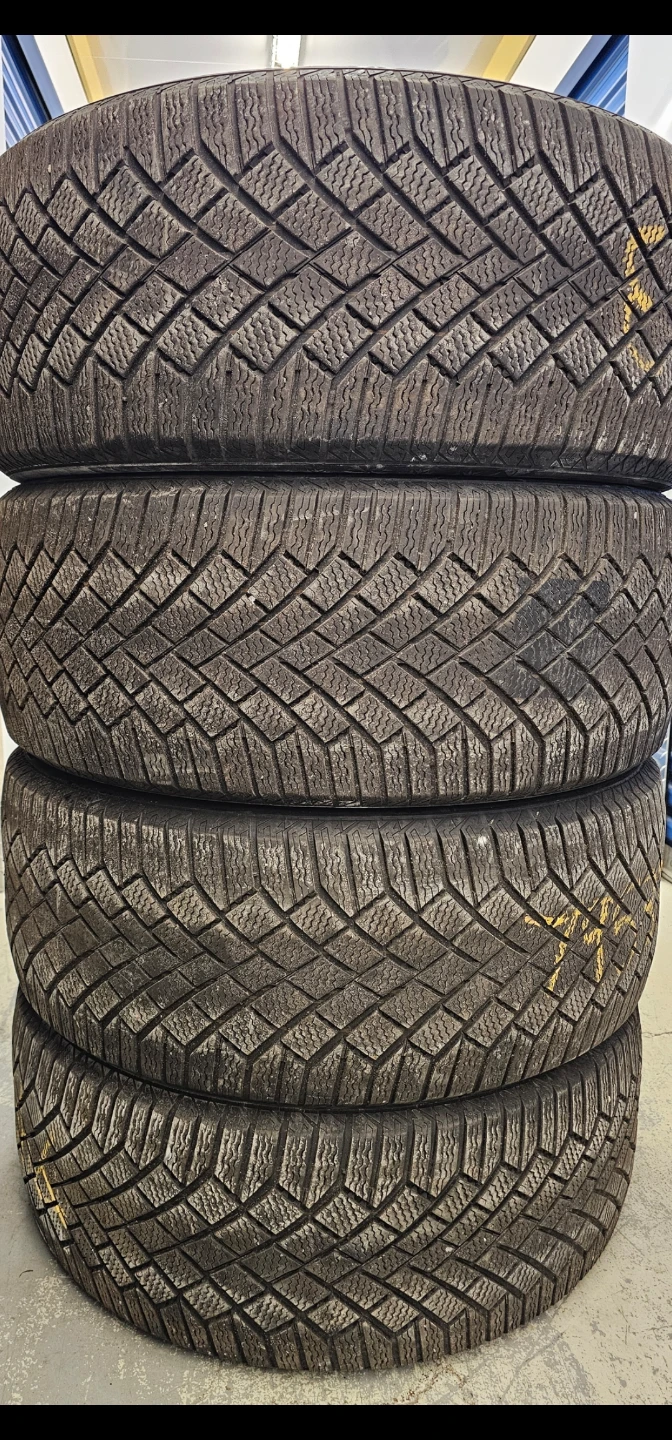 285/45 R22 CONTINENTAL WINTER TIRES