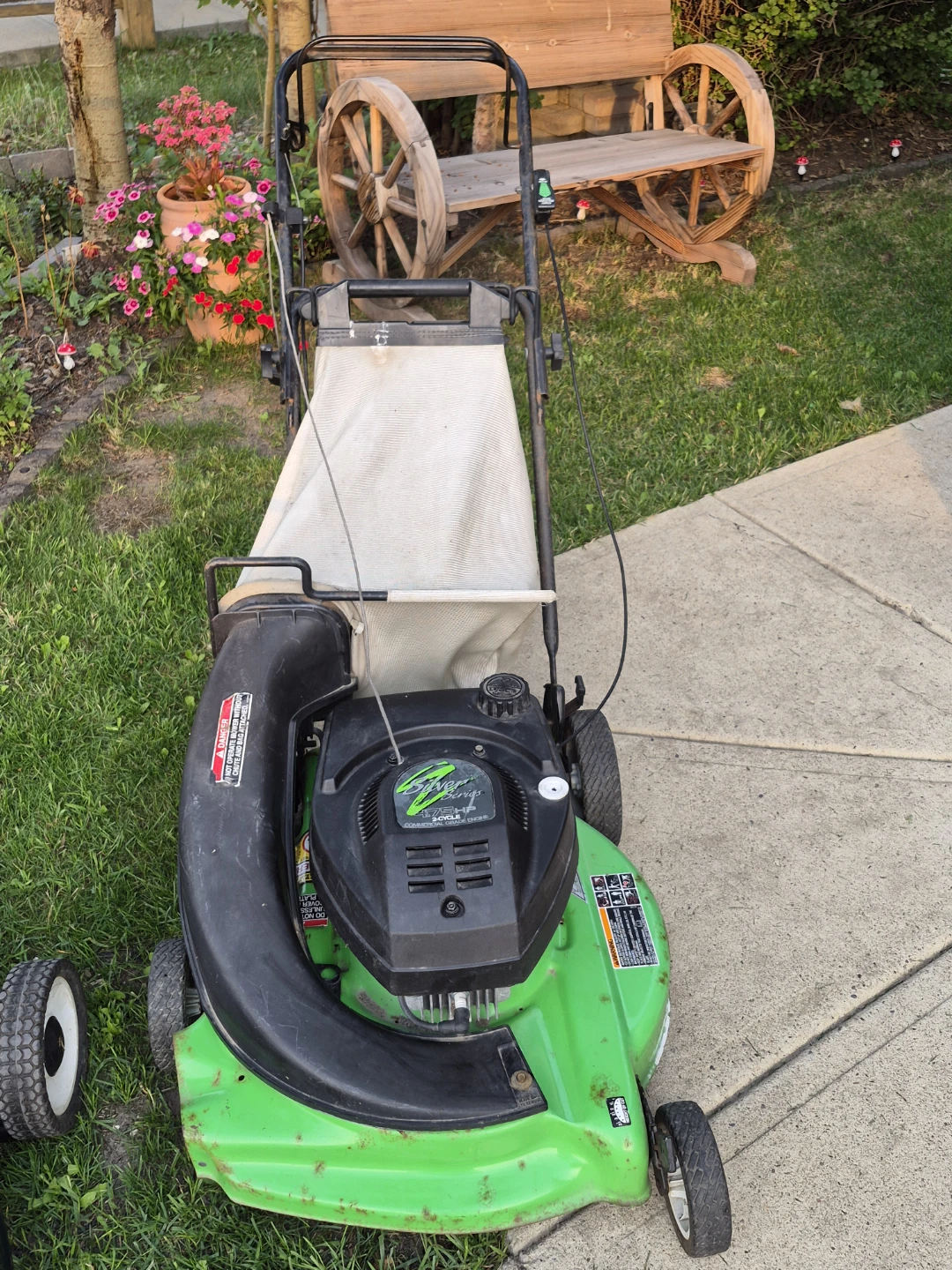 Craftsman Lawnboy Lawn Mowers - photo 3