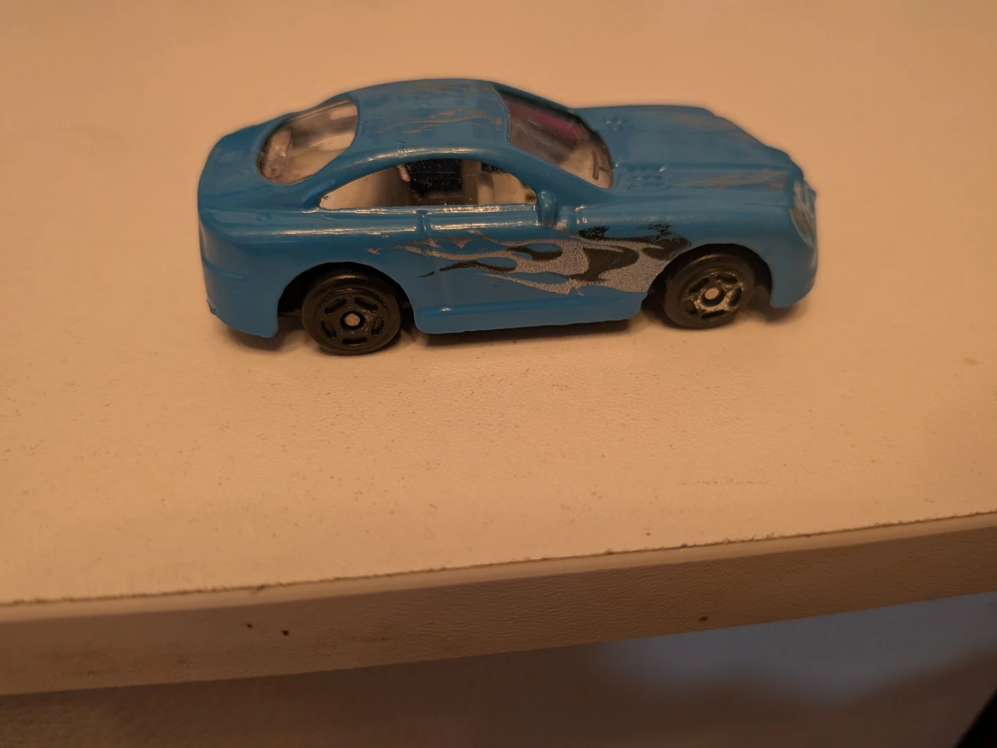 Blue Die-cast Toy Car