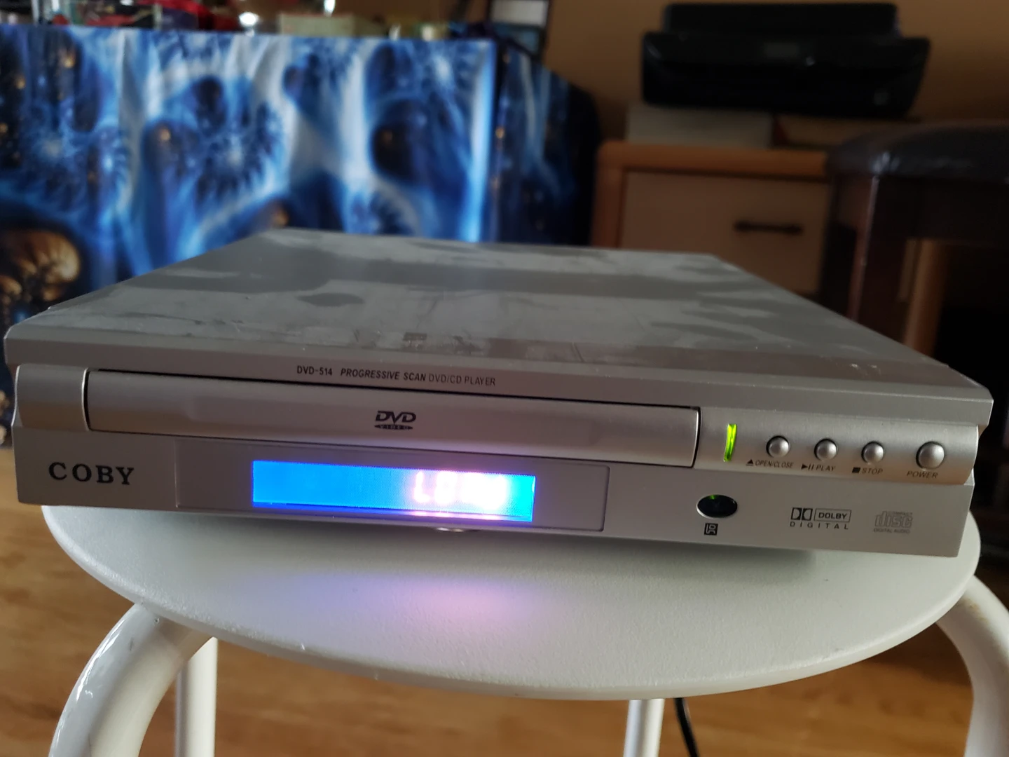 COBY DVD Player - Progressive Scan