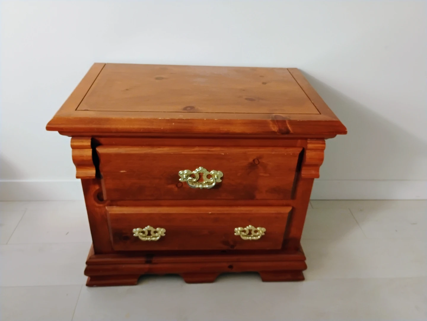 Set of 2 Wooden Nightstand with 2 Drawers