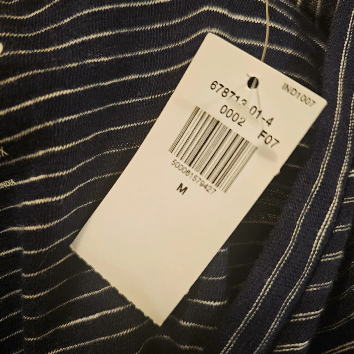 Blue & White Old Navy Men's SlubKnit Striped VNeck TShirt - photo 4