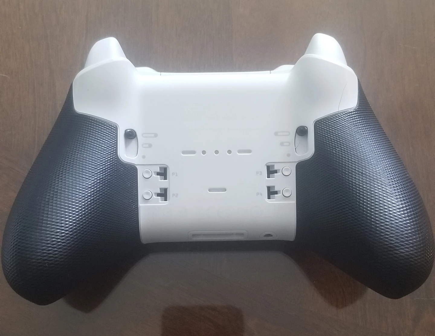 Xbox Elite Series 2 Wireless Controller - White - photo 2