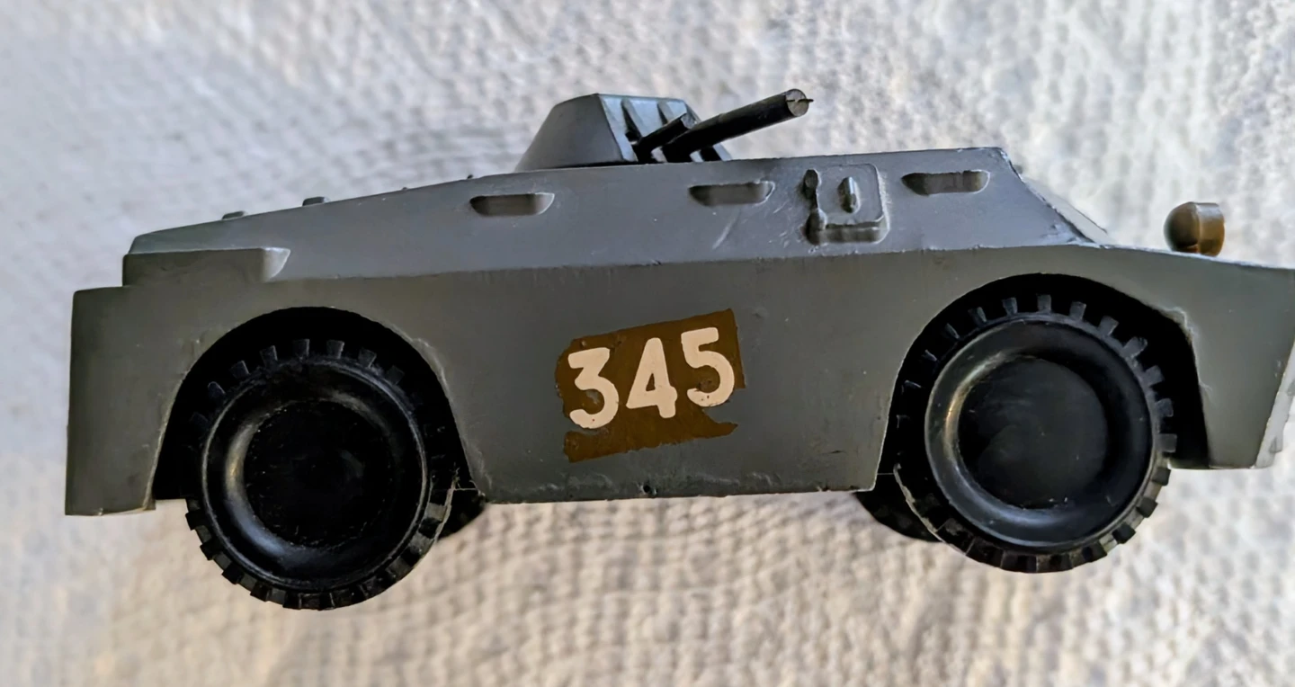 Vintage Russian Toy Armoured Vehicle - photo 2