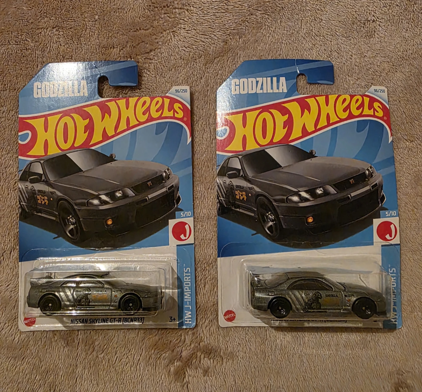 2 Hot Wheels Godzilla Nissan Skyline GT-R (BCNR33) HW J-Imports