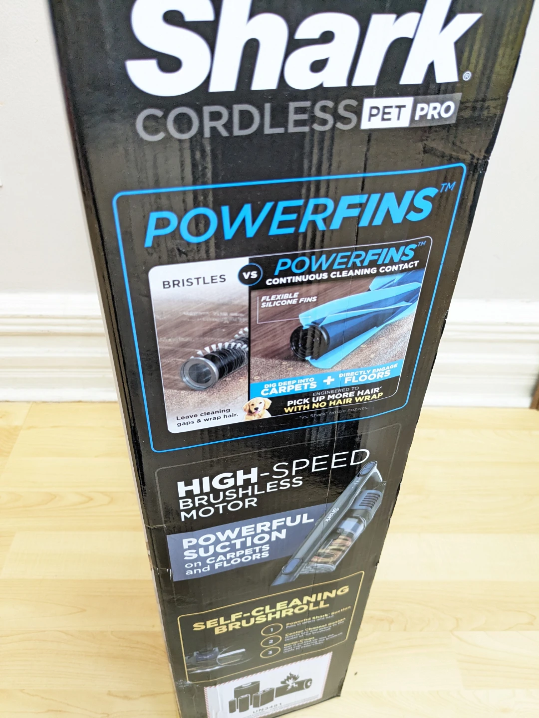SHARK Pet-Pro Cordless Multi-Surface Stick Vacuum Cleaner - photo 3