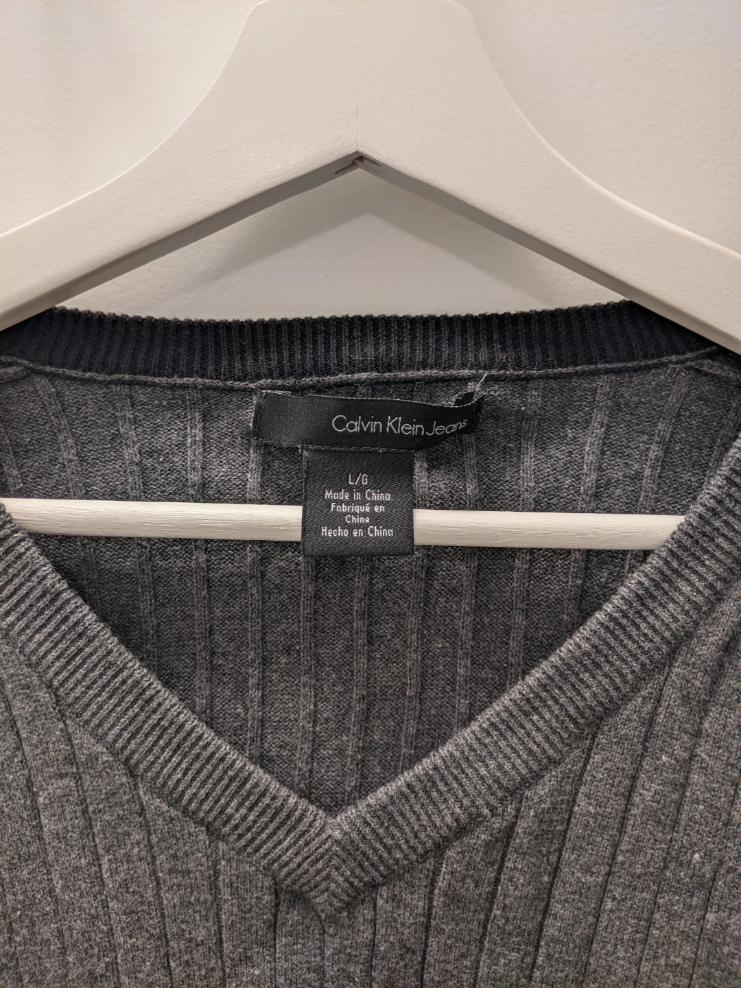 Calvin Klein Men's Dark Gray Ribbed V-Neck Sweater - photo 4