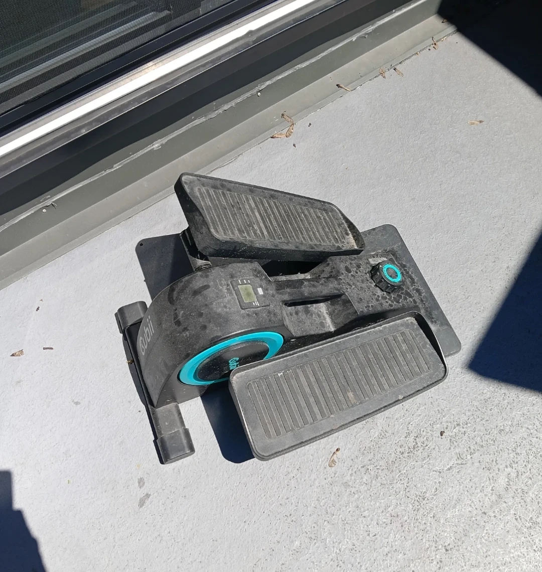 AVIVI Mini Elliptical Stepper - photo 3