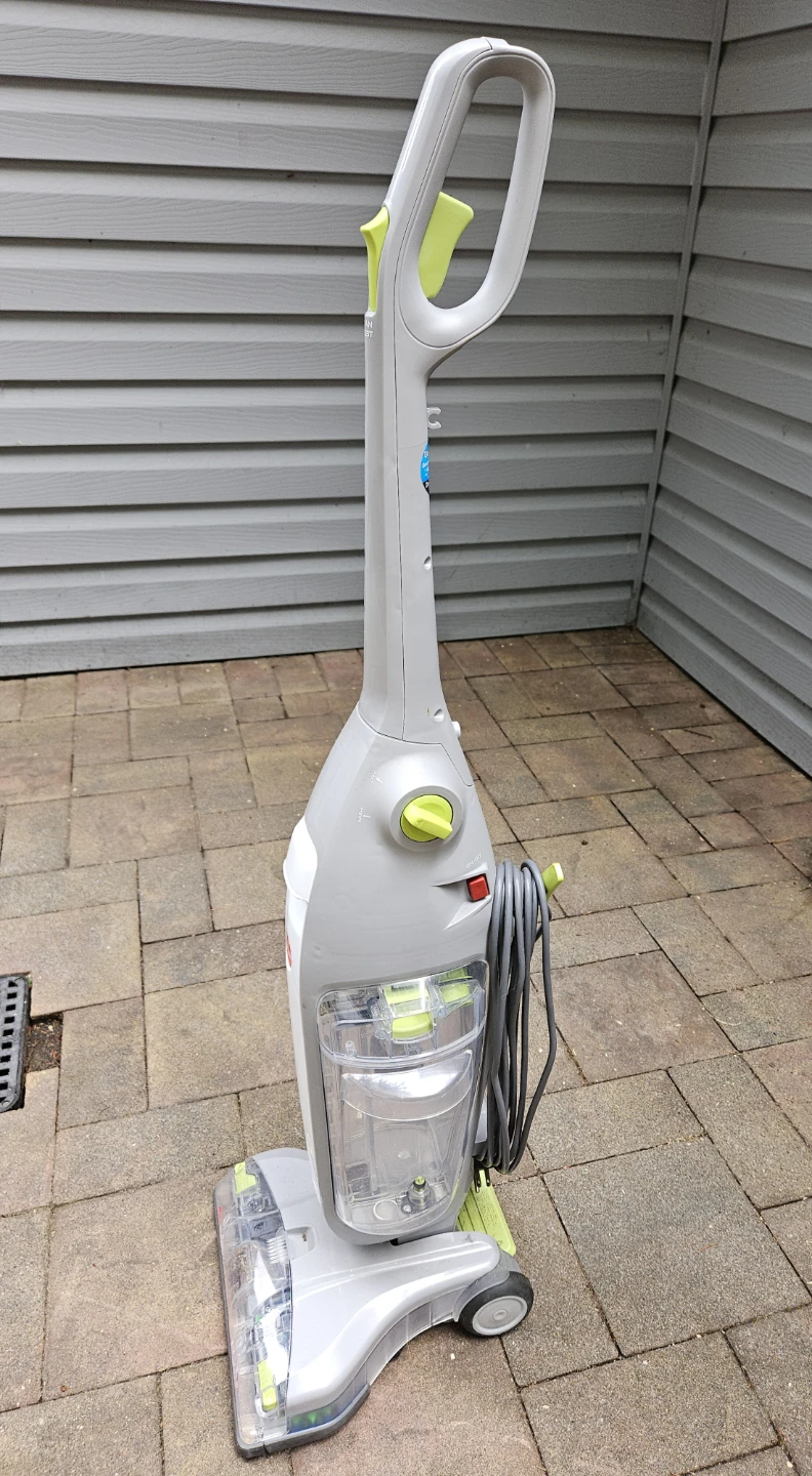 Hoover Floormate FH40150 Series Deluxe Floor Cleaner - photo 3