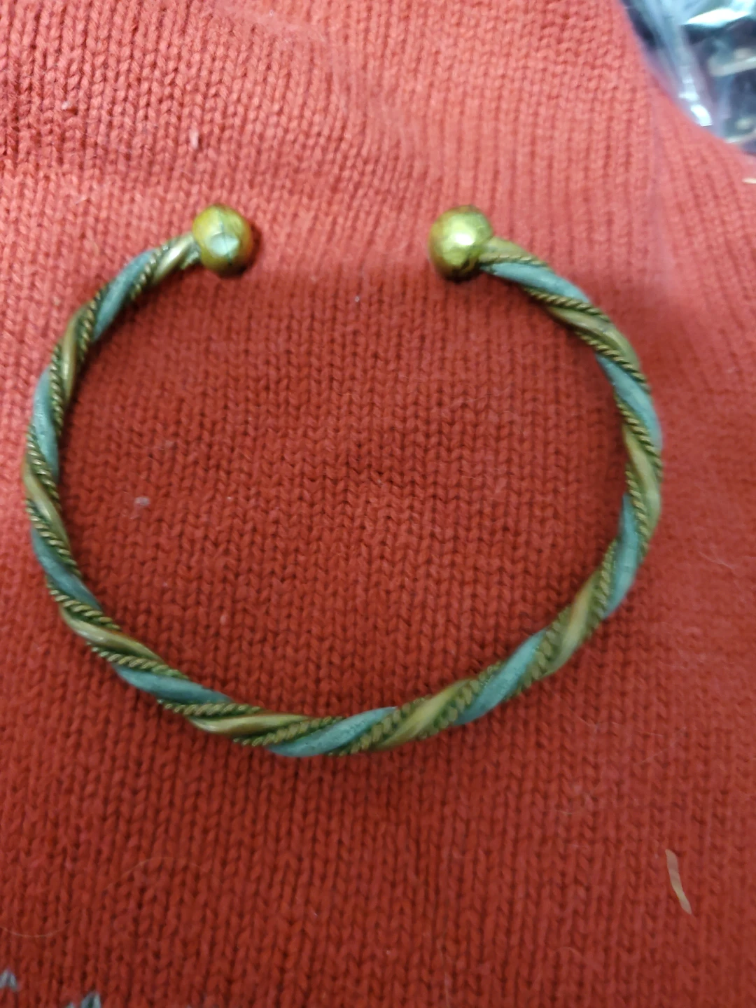 Bracelet