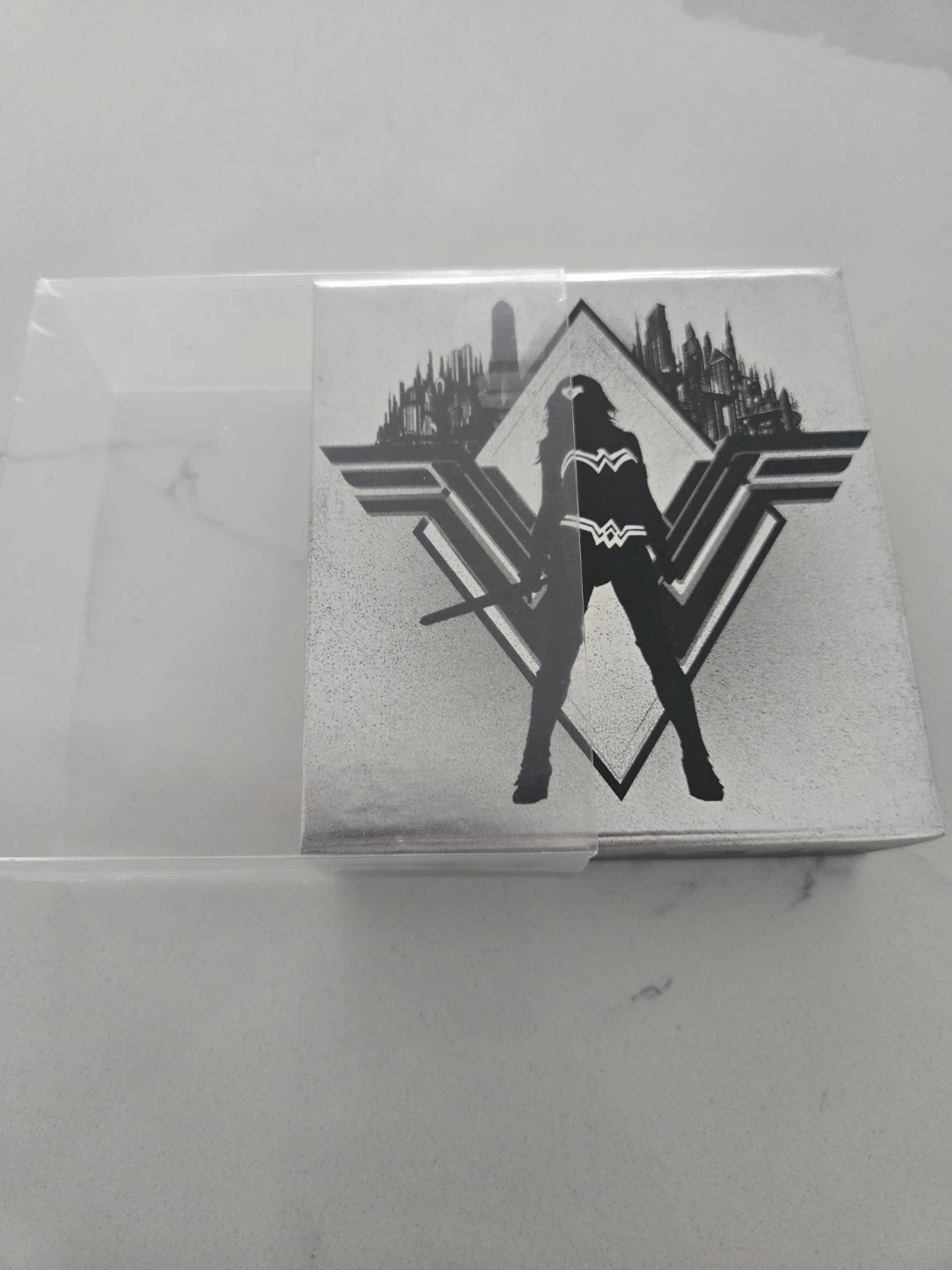 2016 Royal Canadian Mint Wonder Woman Fine Silver Coin - photo 3
