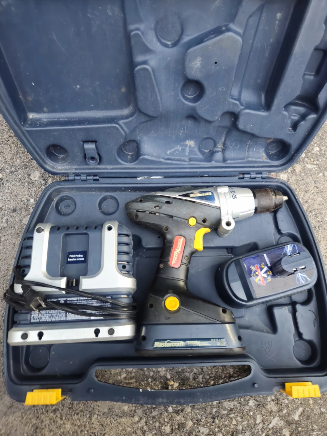 Mastercraft Cordless Drill with Battery and Charger - photo 2