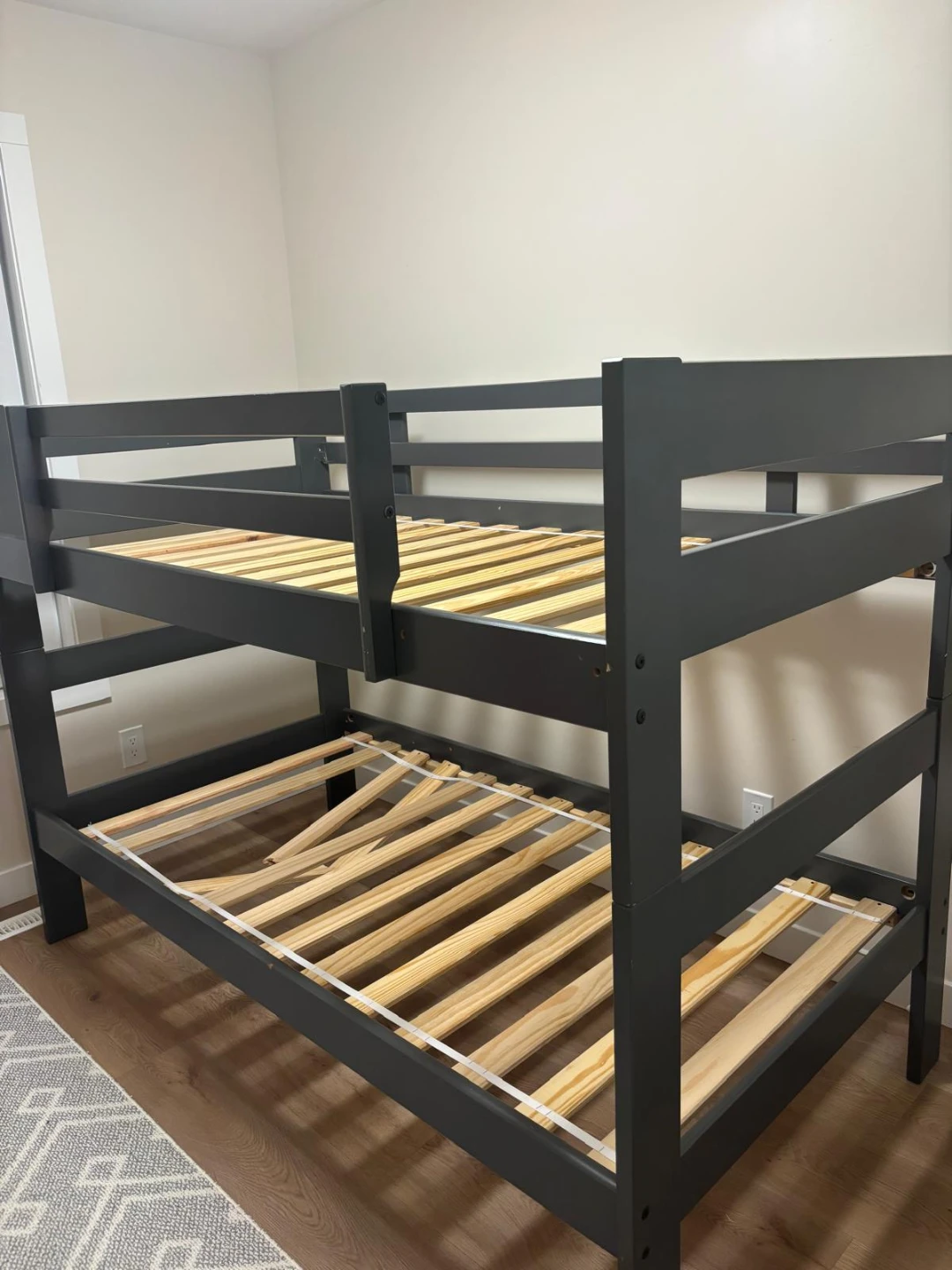 WOODEN BUNK BED - GOOD TIMBER - GOOD  CONDITION (2 beds) - photo 3