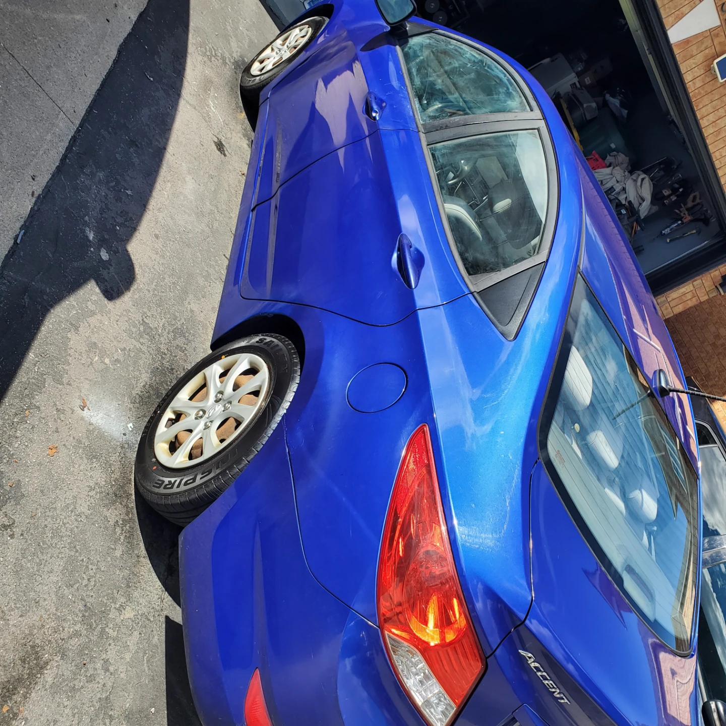 Blue Hyundai Accent Sedan - photo 2