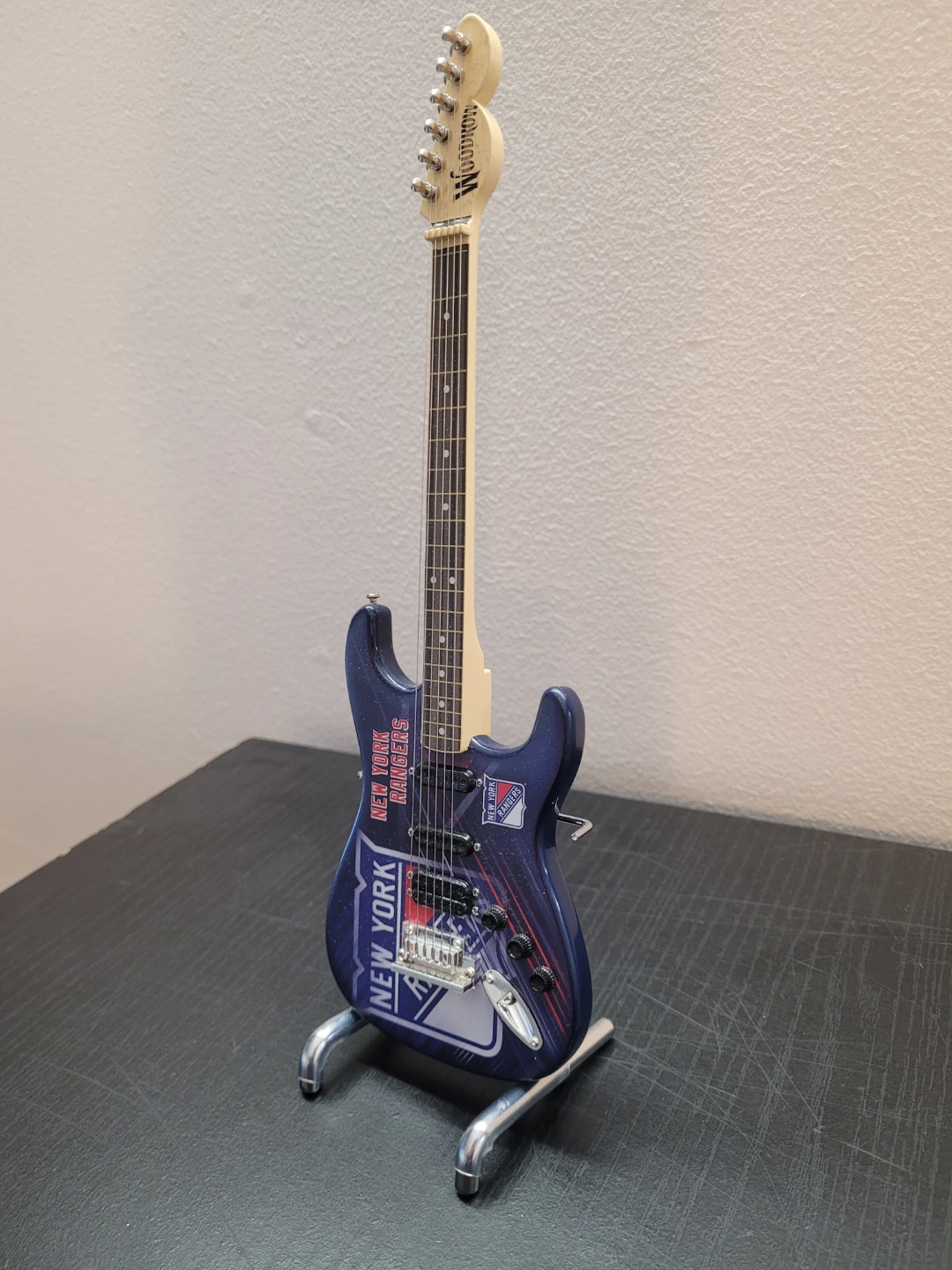 New York Rangers Mini Guitar Display - photo 3