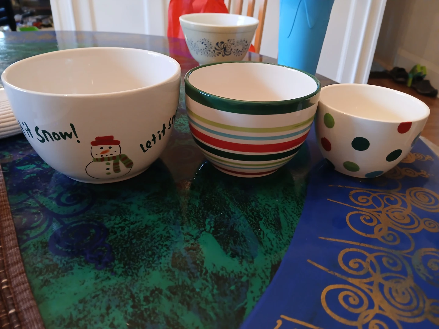 Set of ceramic bowls ⚽️