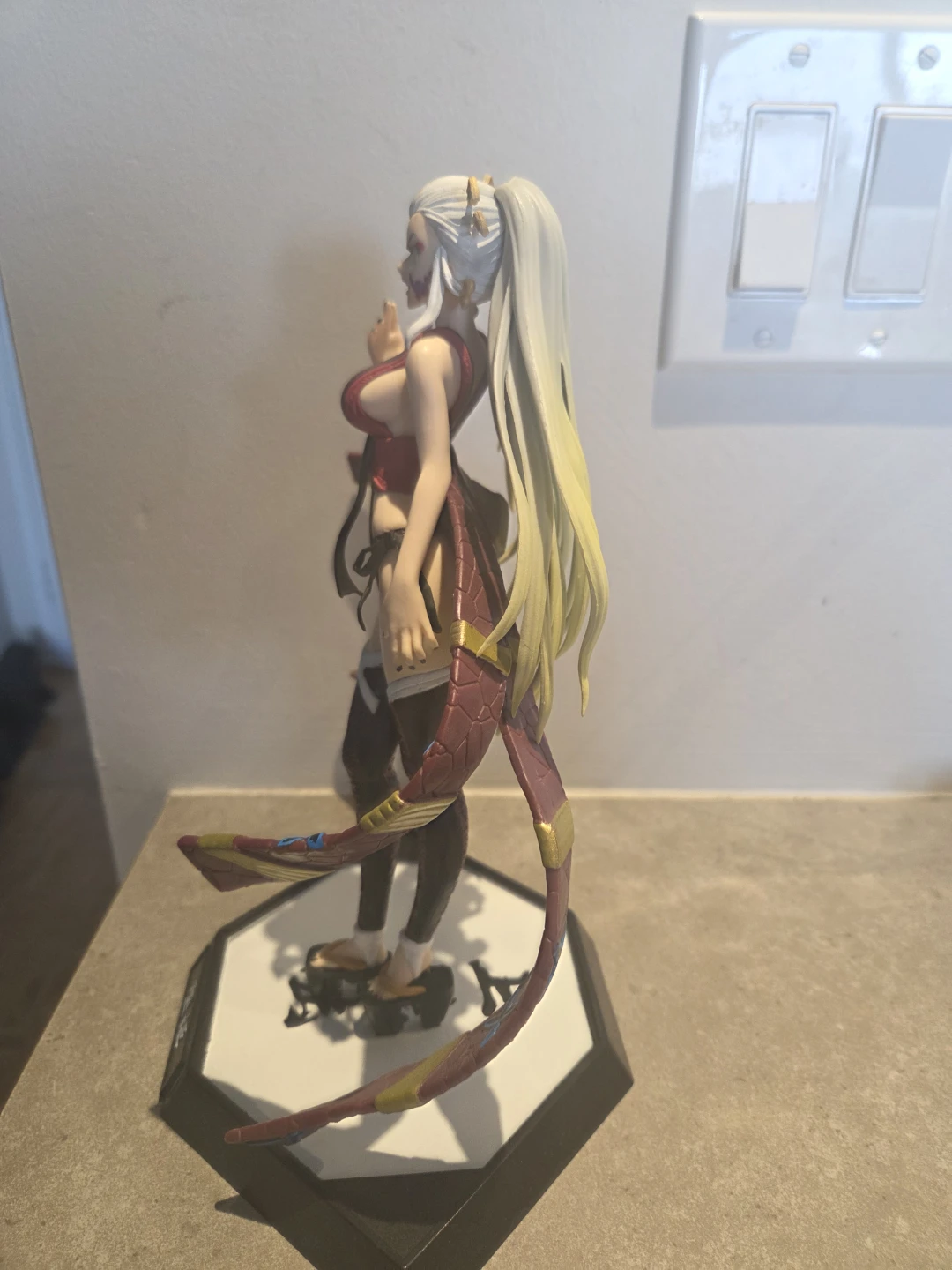 Anime Figure Demon Slayer Kimetsu No Yaiba Daki - photo 3