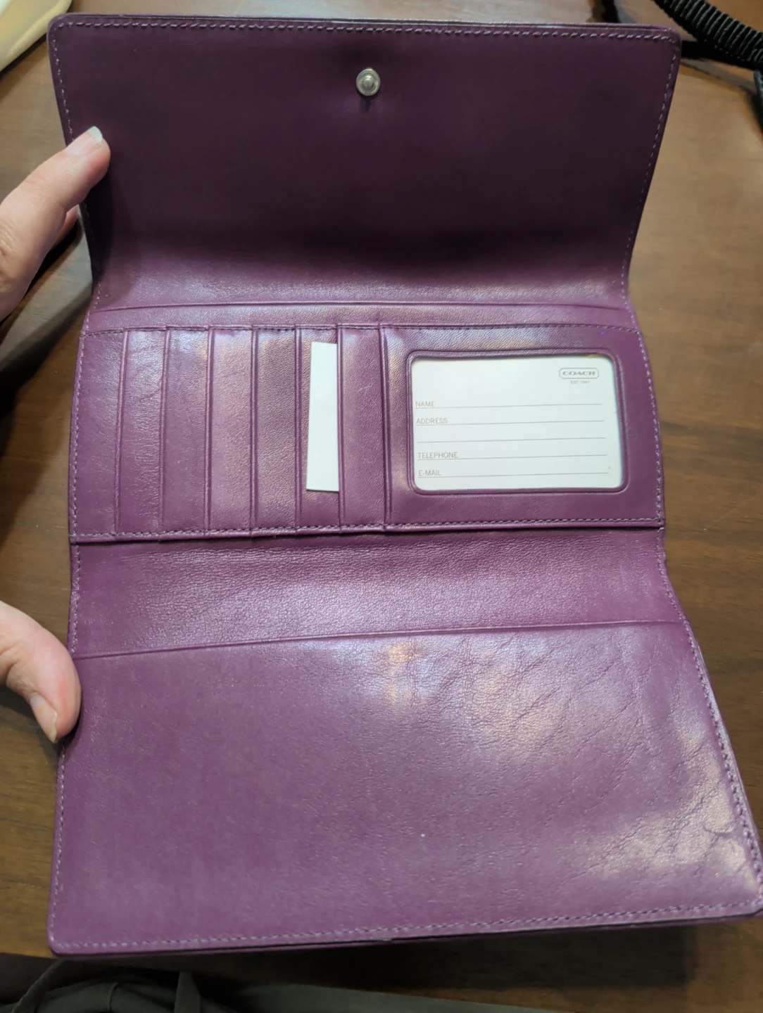 COACH Pink Leather Trifold Wallet - photo 4
