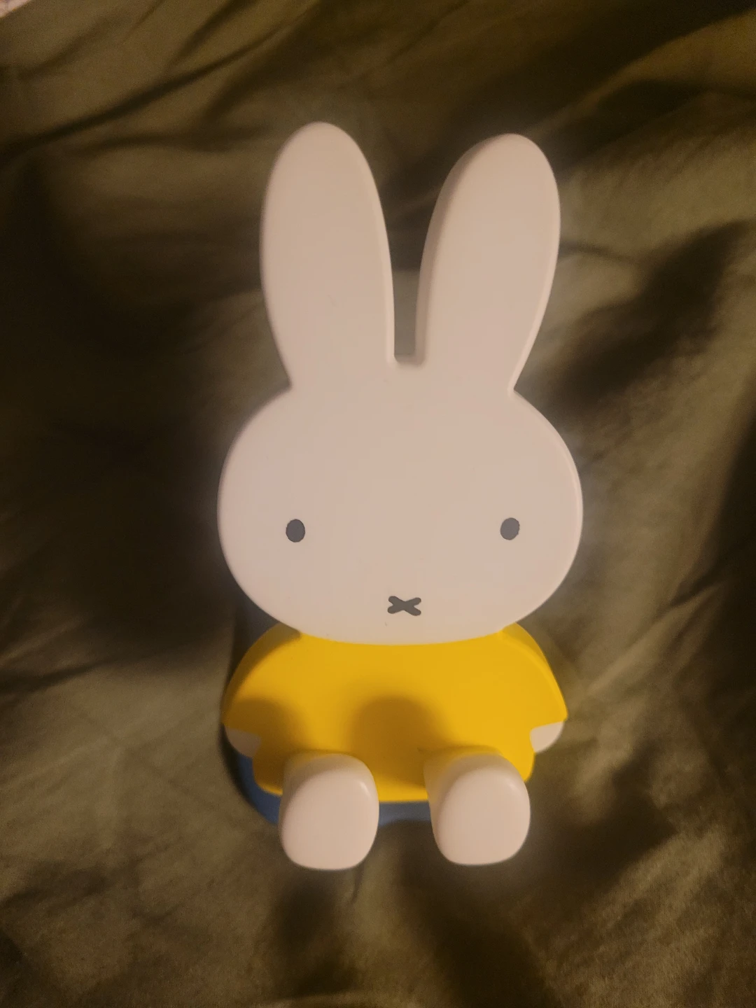 cute miffy phone stand!