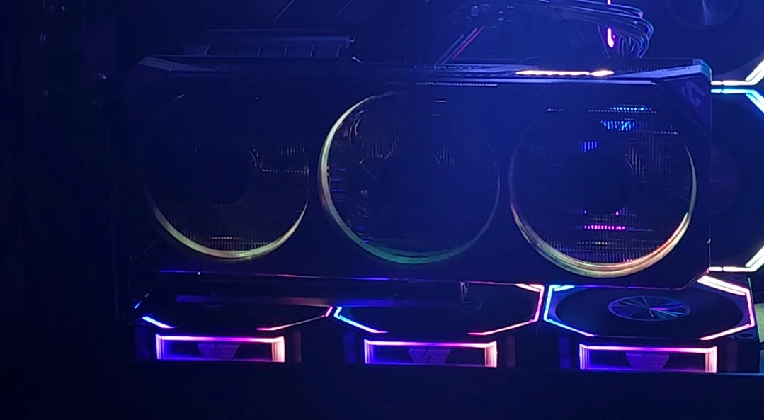 Gigabyte Gaming OC RTX 5070 12GB – Excellent Condition - photo 4