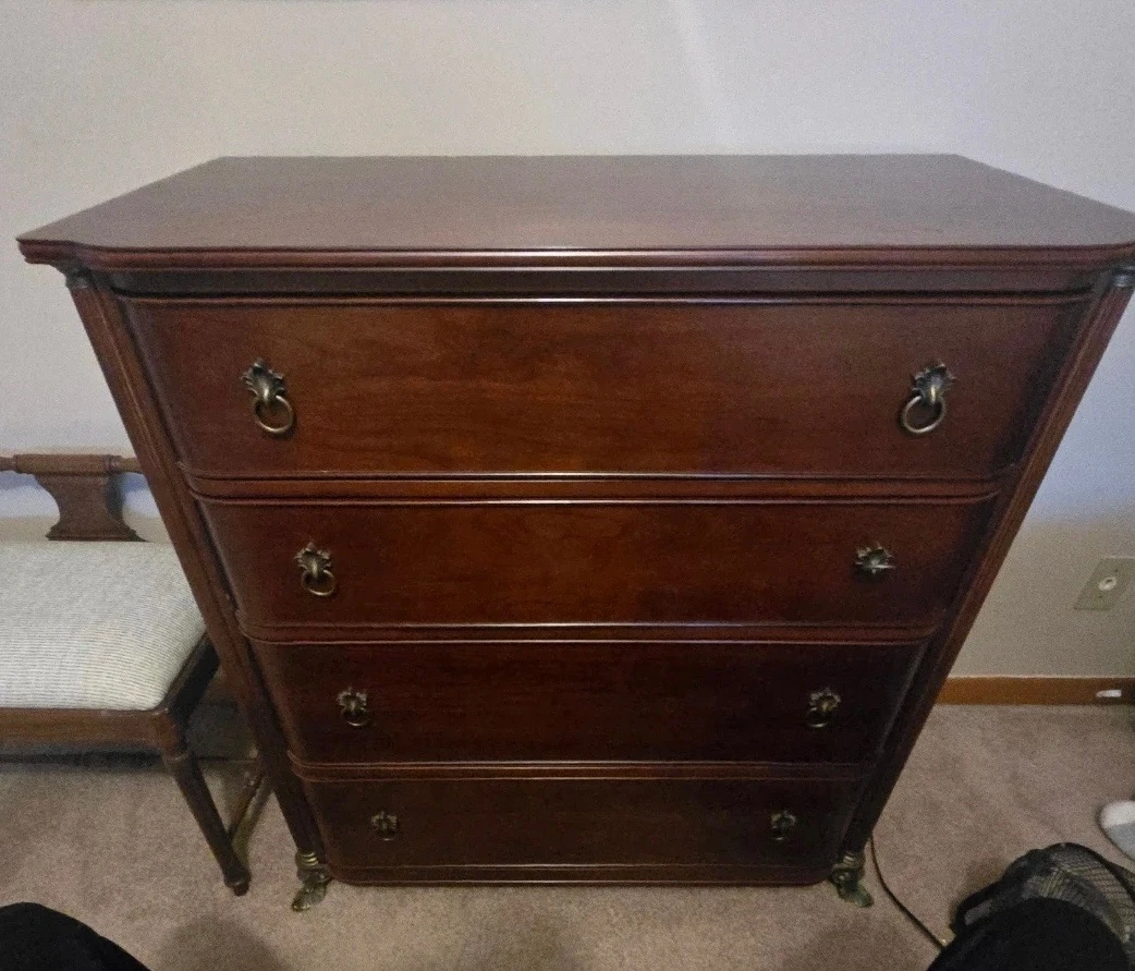 Wooden Dresser Chest of Drawers