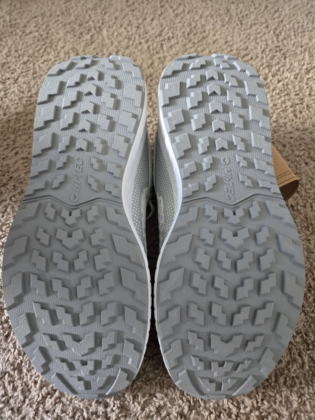 HI-TEC Running Shoes Size 8 - photo 3