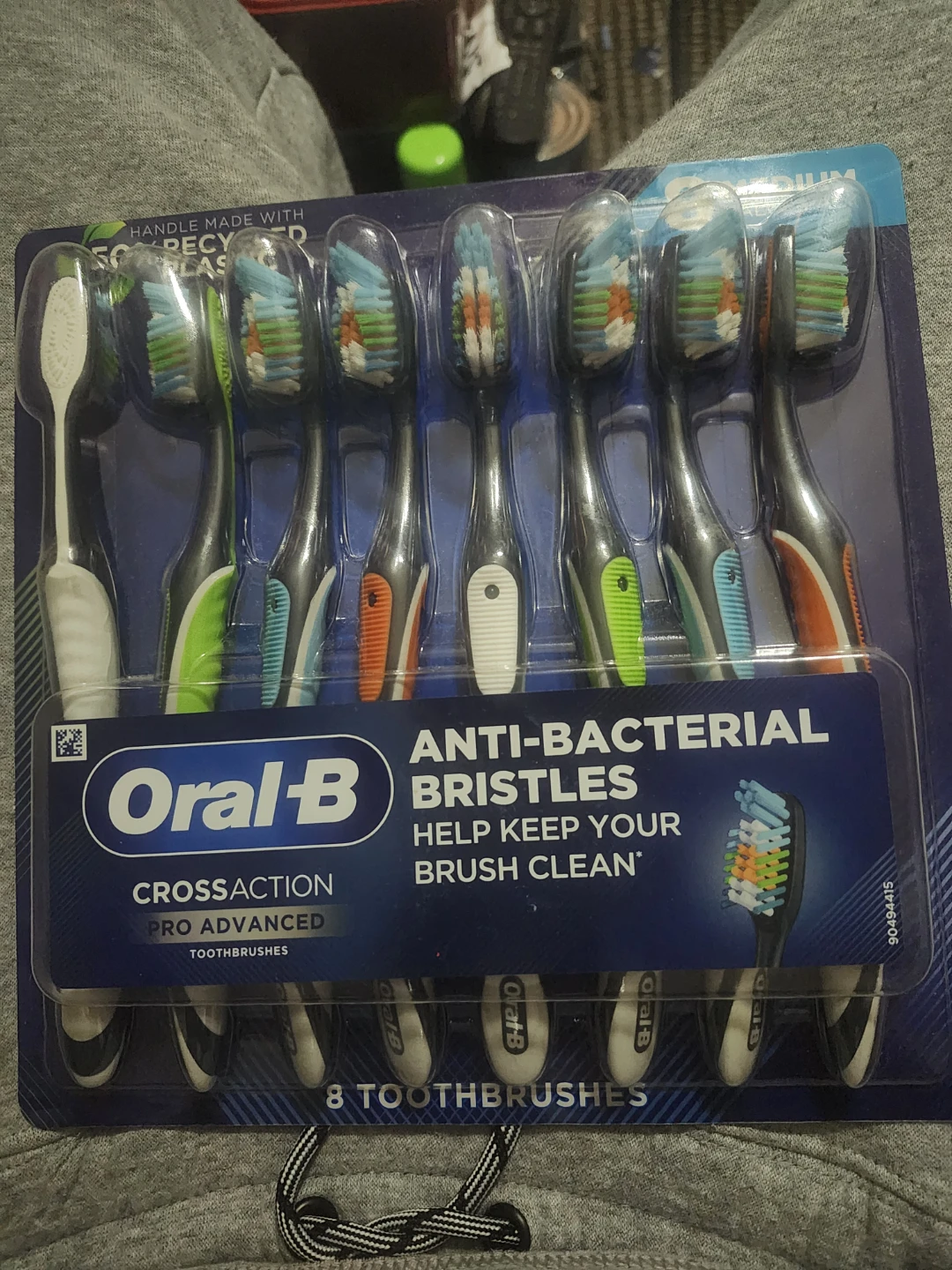 Oral-B CrossAction Pro Advanced Anti-Bacterial  8 Count
