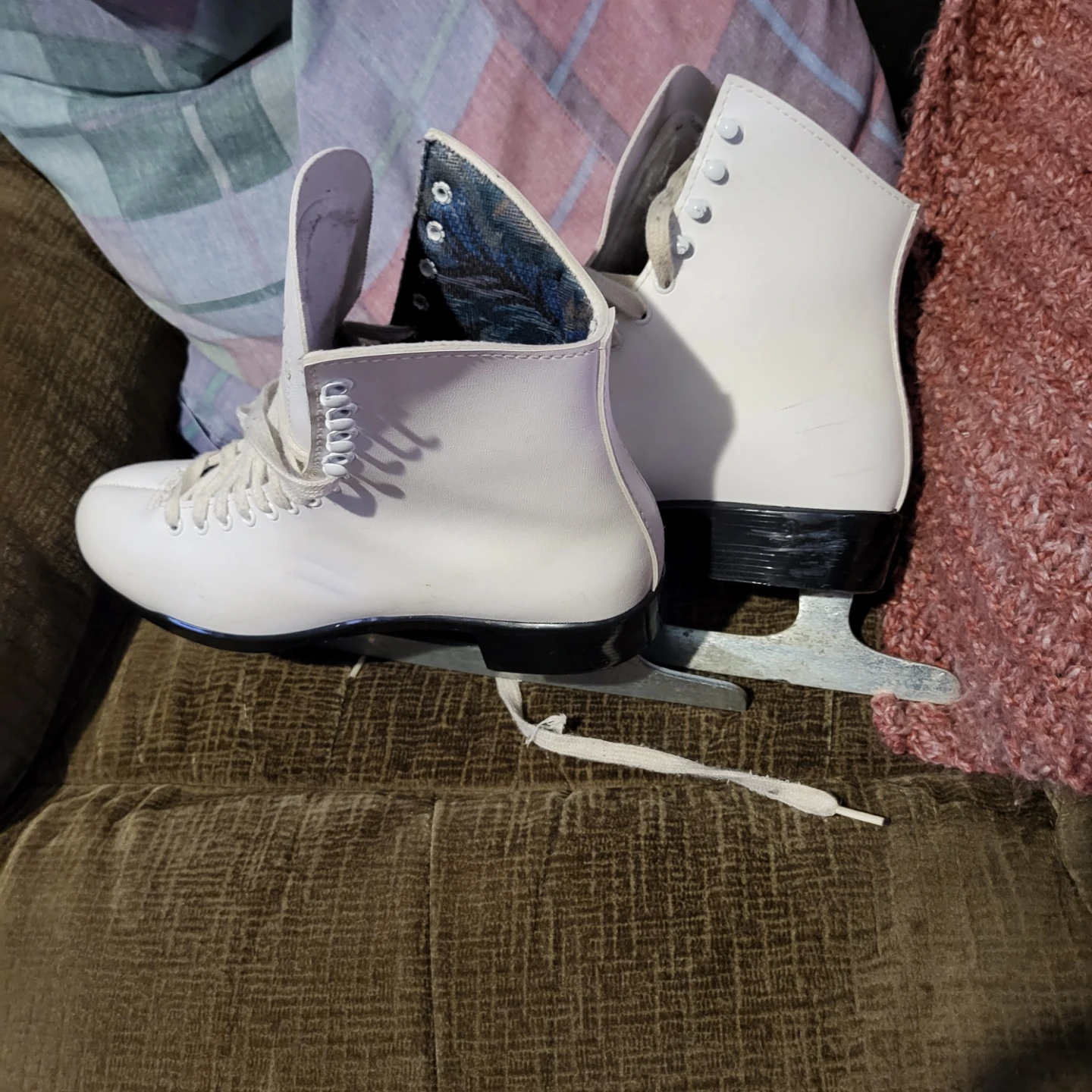 Lange Classic Figure Skates Size 9
