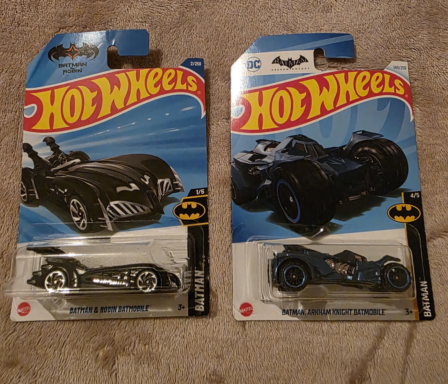 Hot Wheels Batman & Robin Batmobile & Arkham Knight Batmobile