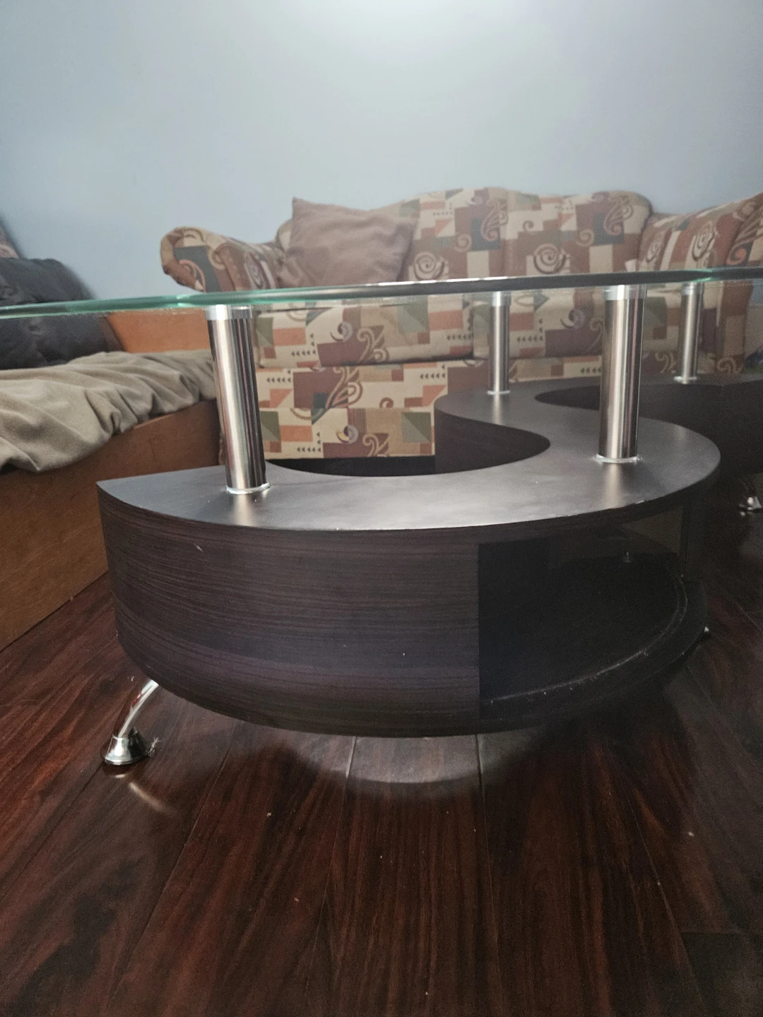 Glass and Wood Coffee Table - photo 3
