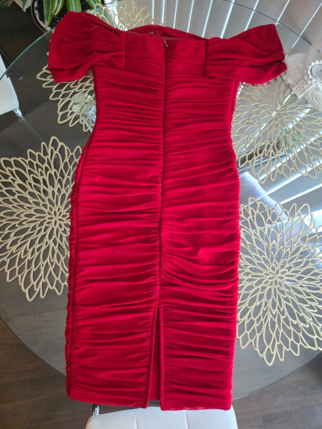 Red Ruched Off-the-Shoulder Bodycon Dress - photo 2