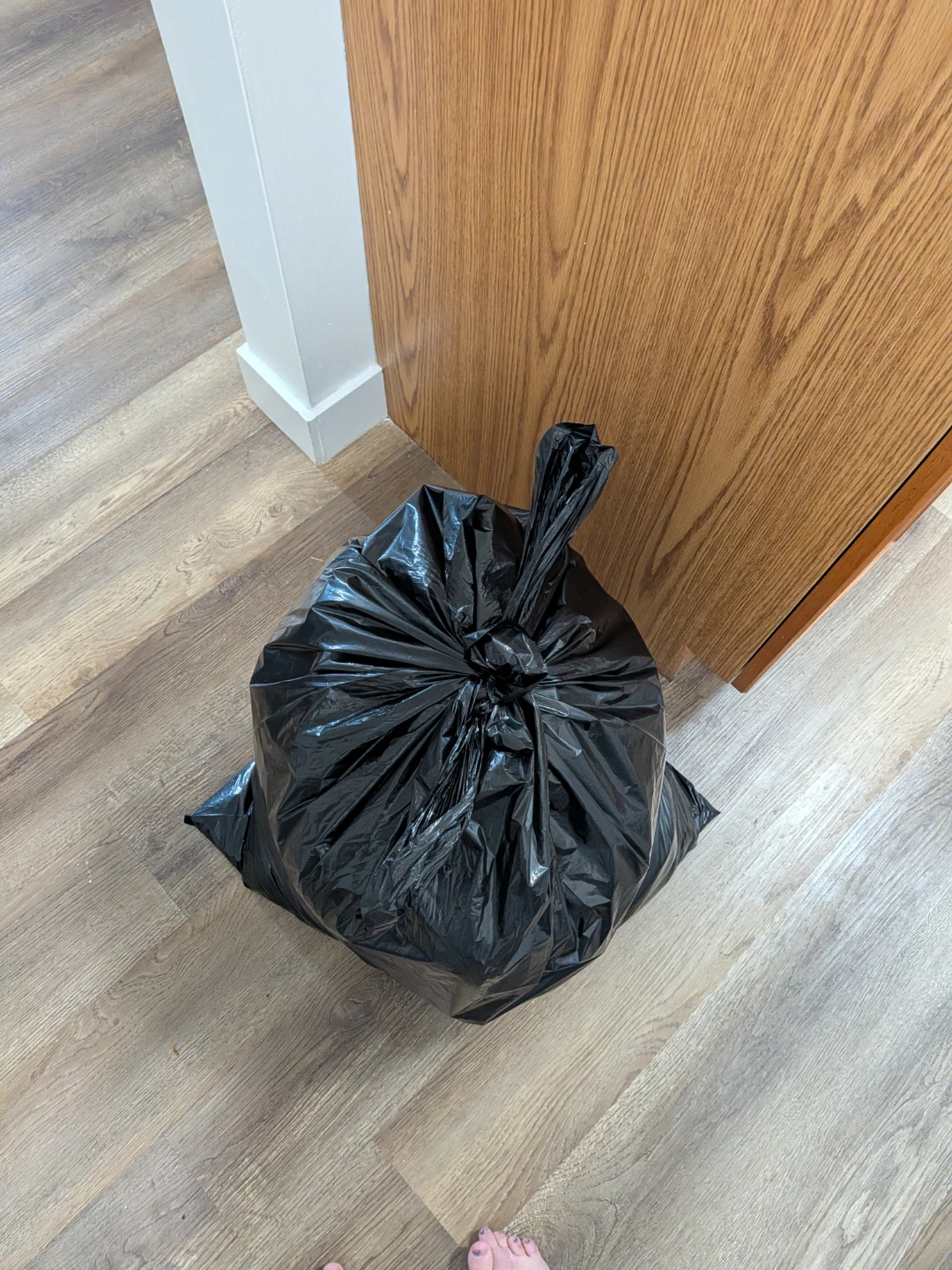 Bag of assorted clothing items - photo 5