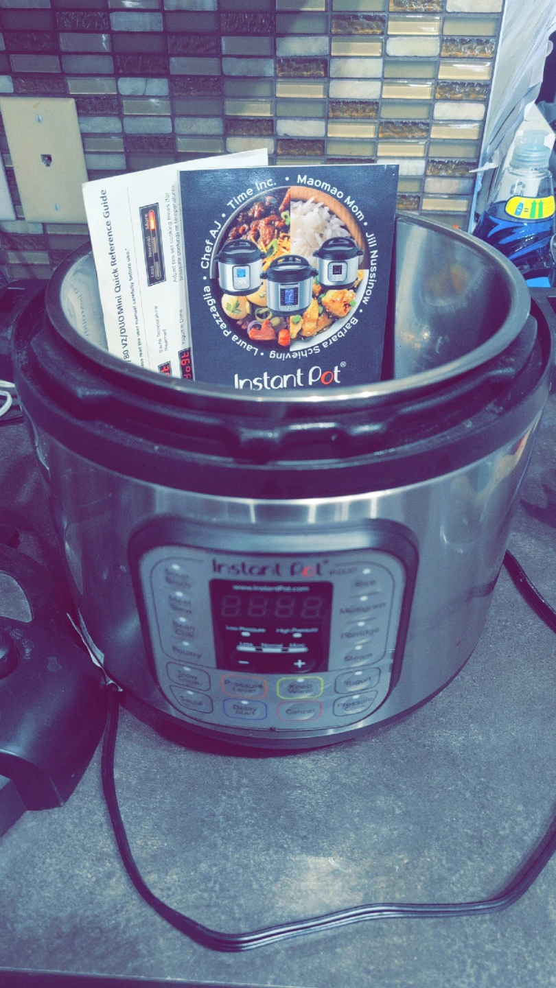 Instant Pot Duo 7-in-1 Electric Pressure Cooker