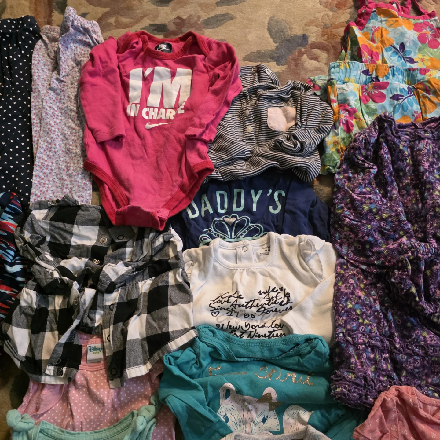 18 month girl clothes 33 pieces for 55 - photo 5