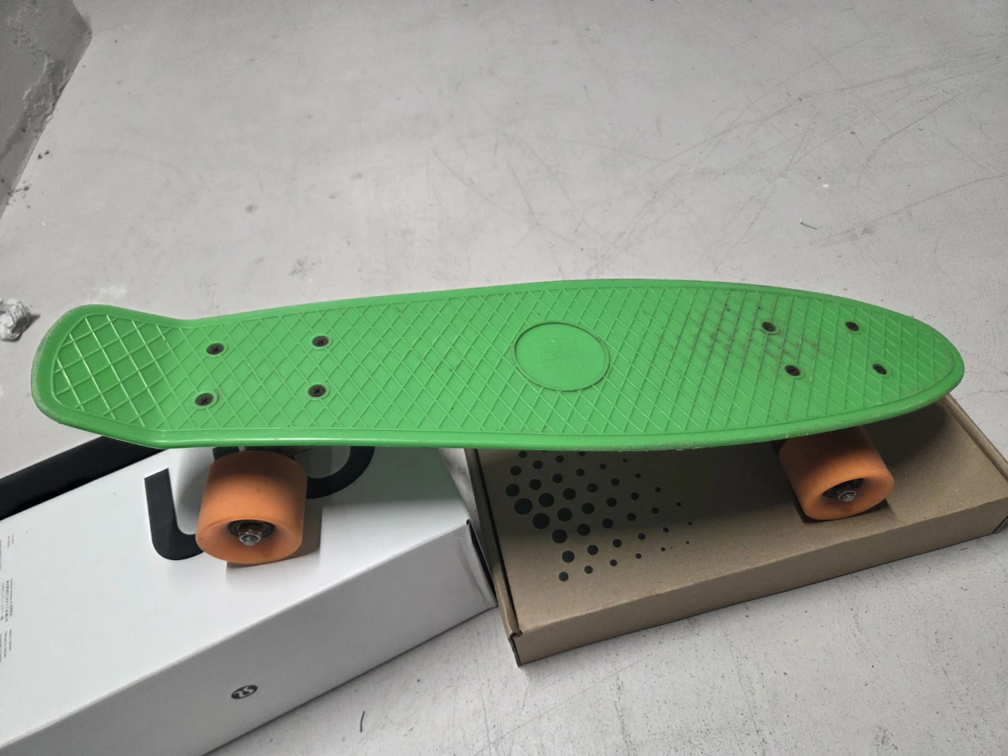 Green Skateboard - photo 2