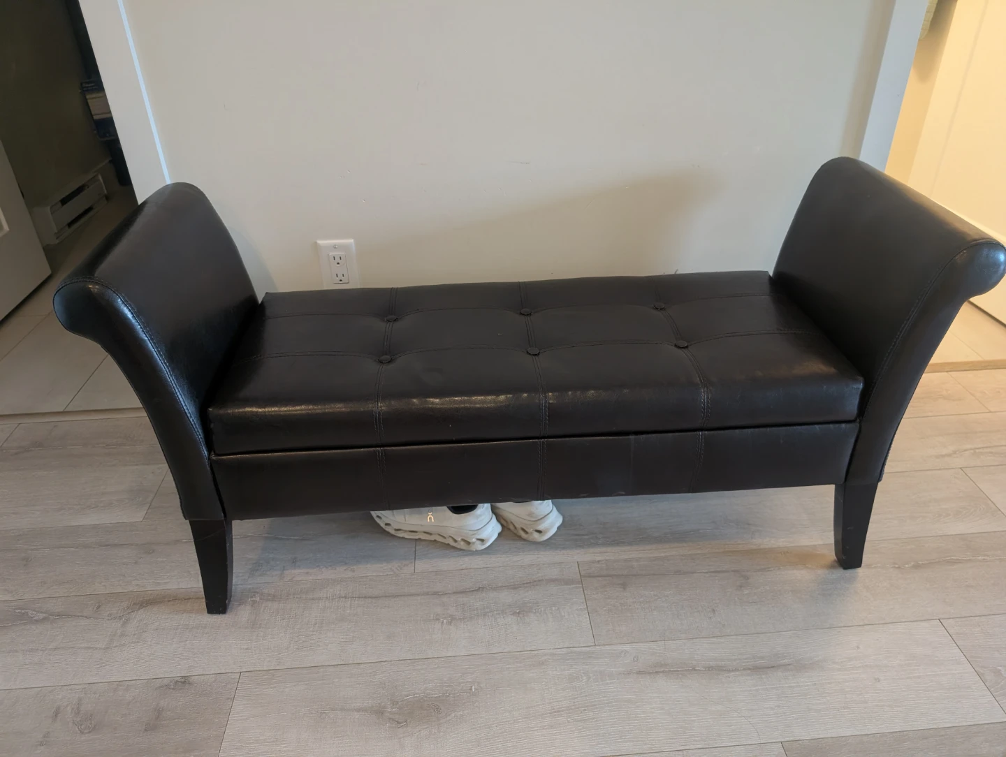 Black Faux Leather Entryway Bench
