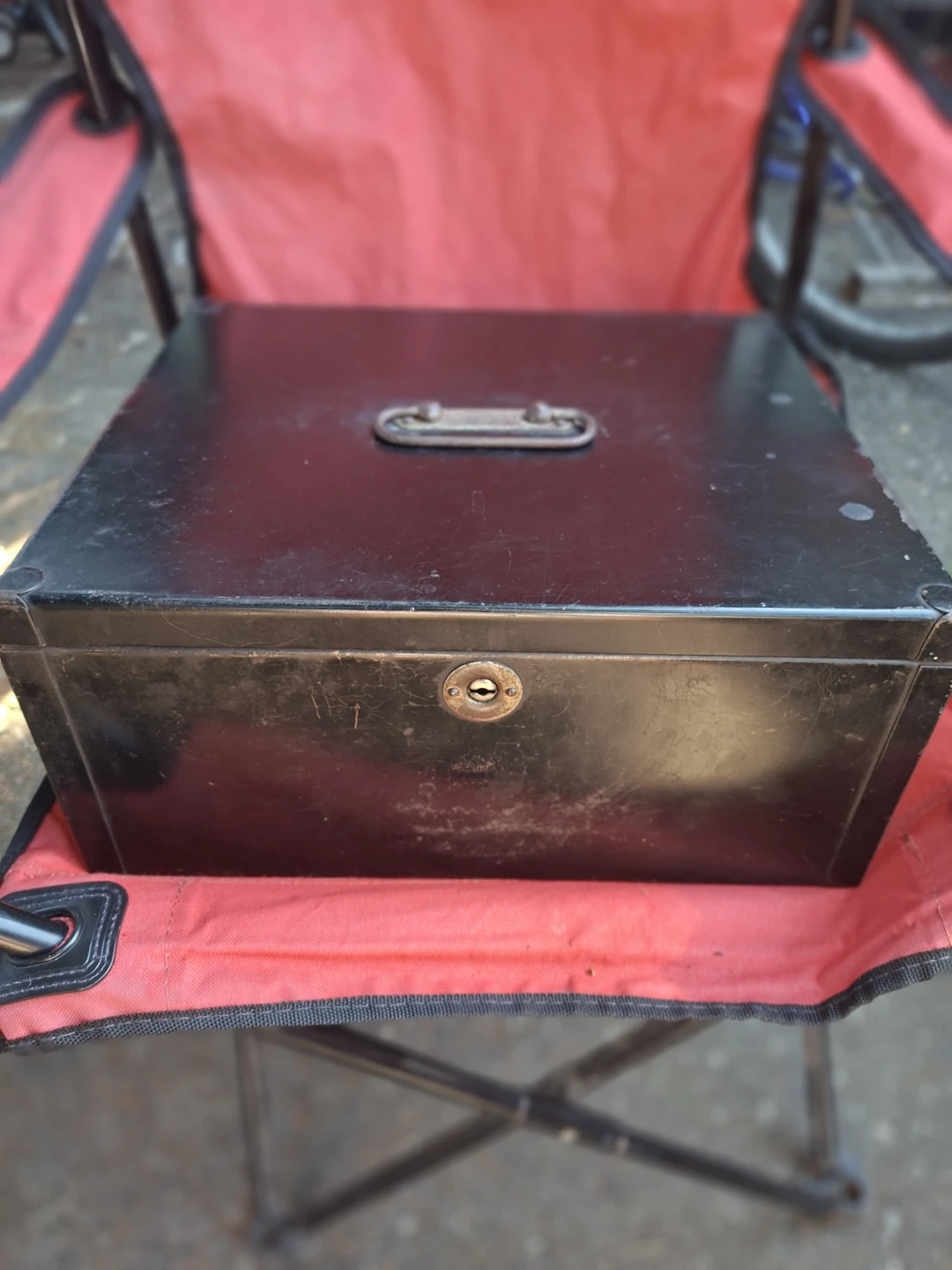 Antique Metal Cash Box. Mid Century Heavy The Weilink Mfg. Co. - photo 2
