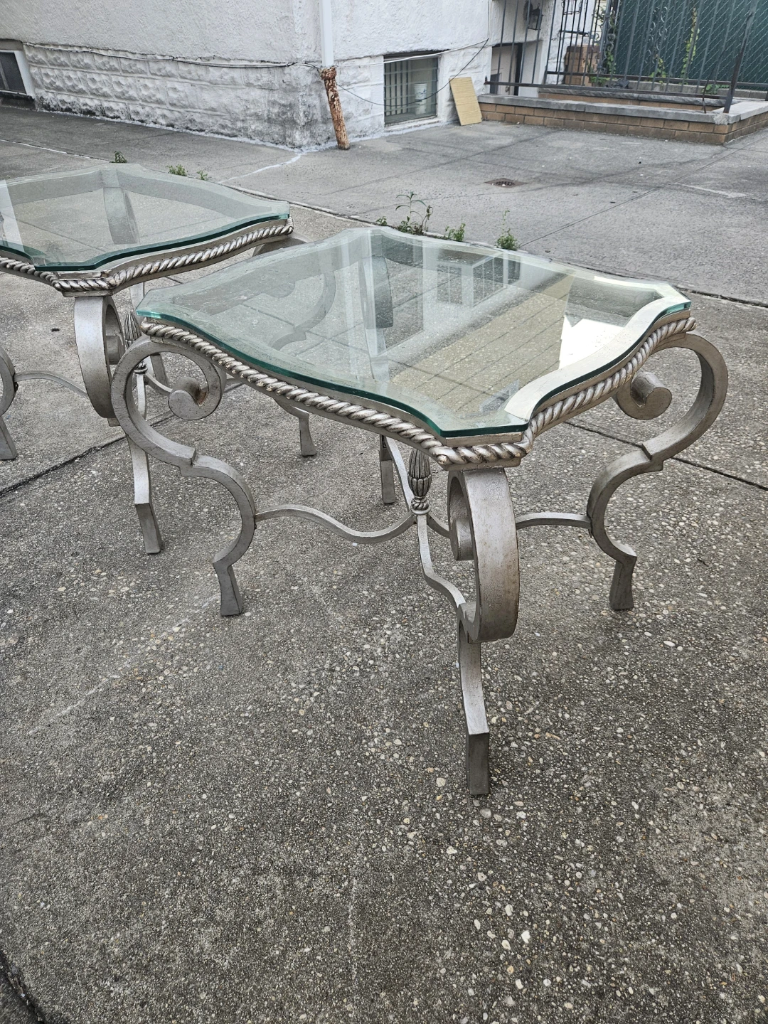Beautiful iron and glasstop coffee table and 2 end tables - photo 2